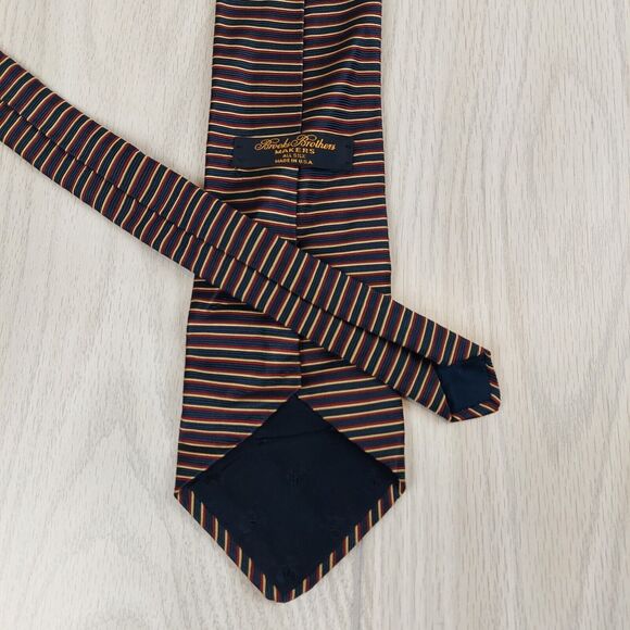 Brooks Brothers Makers Neck Tie Silk Striped Multicolored Made In USA Classic‎ - Picture 4 of 5